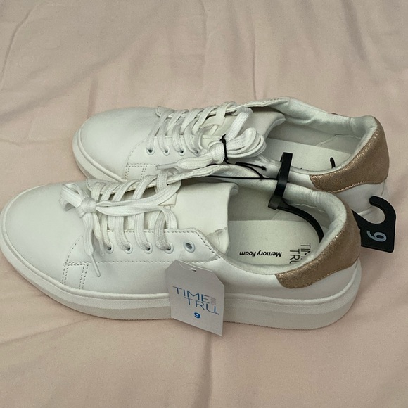 Time And Tru White Sneakers